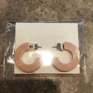 Nat and Noor Ray Hoop Earrings, Rosy, NIP